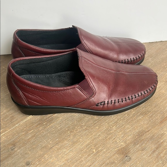 SAS Tripad Comfort Burgundy Leather Dream Loafers Shoes Slip-On Women's 8.5 W - Picture 2 of 16